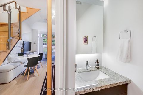 Photo 5 at 132 - 1005 King Street W, Niagara, Toronto