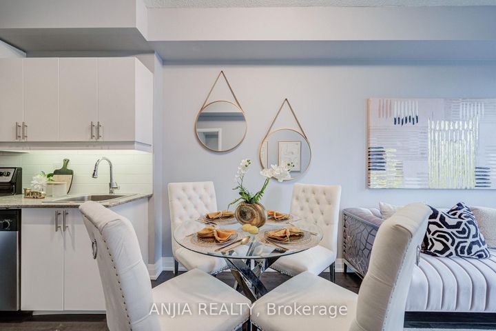 Photo 9 at 510 - 17 Kenaston Gardens, Bayview Village, Toronto