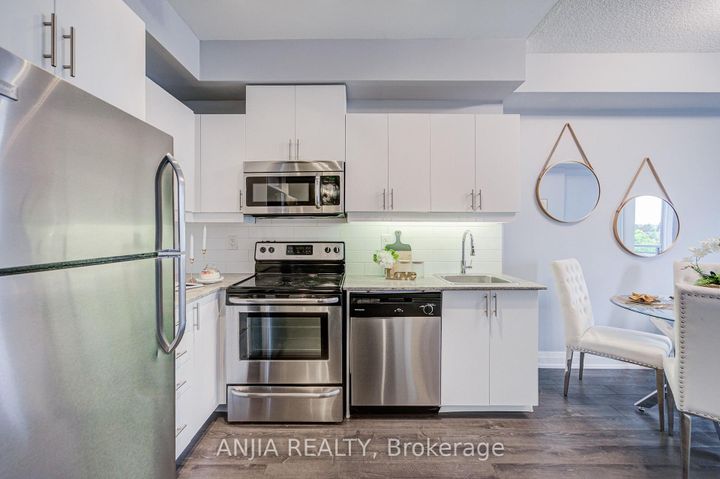 Photo 14 at 510 - 17 Kenaston Gardens, Bayview Village, Toronto