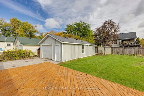 Photo 2 at 369 Lake Drive, Historic Lakeshore Communities, Georgina