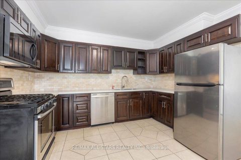Photo 11 at 369 Lake Drive, Historic Lakeshore Communities, Georgina