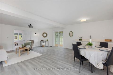 Photo 17 at 369 Lake Drive, Historic Lakeshore Communities, Georgina