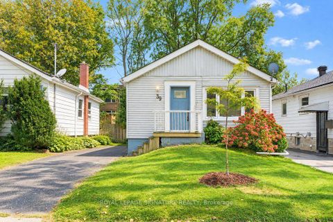 Photo 0 at 39 Rhydwen Avenue, Cliffside, Toronto