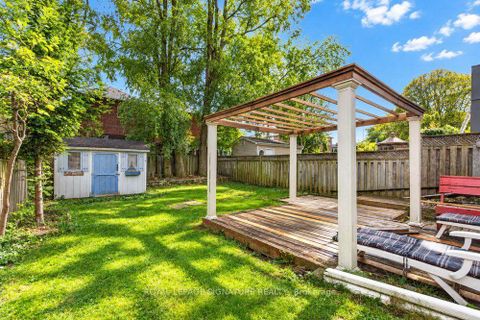 Photo 30 at 39 Rhydwen Avenue, Cliffside, Toronto