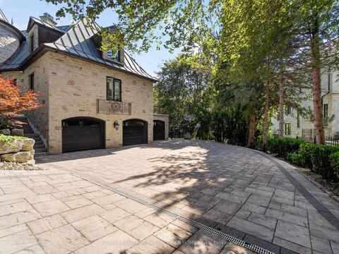 Photo 4 at 25 Tudor Gate, York Mills, Toronto