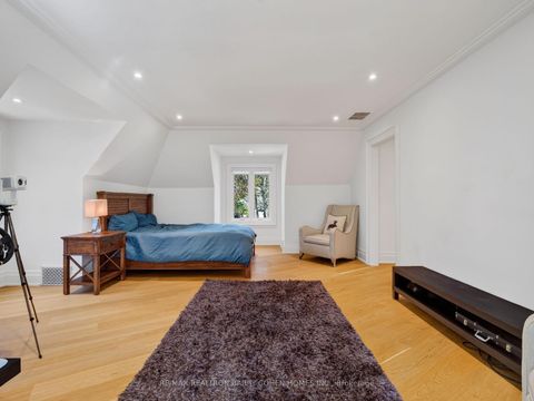 Photo 19 at 25 Tudor Gate, York Mills, Toronto
