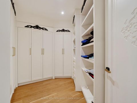 Photo 20 at 25 Tudor Gate, York Mills, Toronto