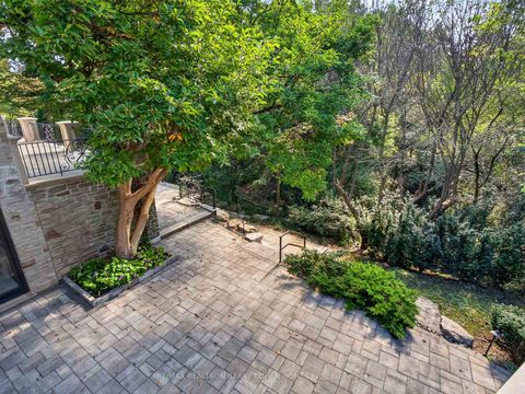 Photo 34 at 25 Tudor Gate, York Mills, Toronto