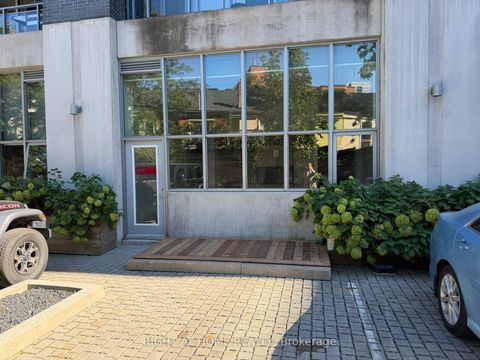 Photo 3 at 103 - 510 King Street E, Moss Park, Toronto
