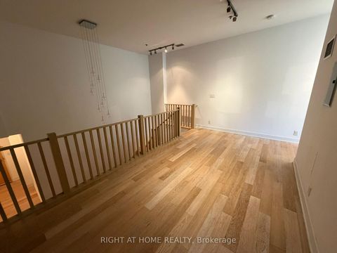 Photo 9 at 103 - 510 King Street E, Moss Park, Toronto