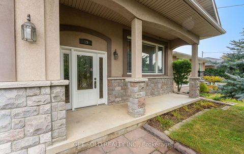 Photo 2 at 19 Feller Road, Richview, Toronto