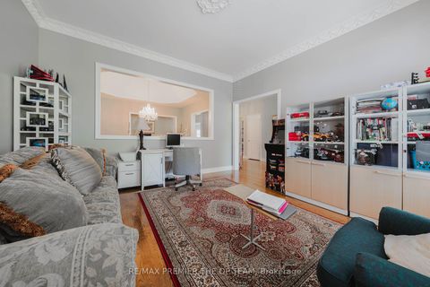 Photo 9 at 56 Park Ridge Drive, Kleinburg, Vaughan