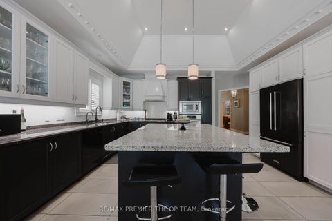 Photo 17 at 56 Park Ridge Drive, Kleinburg, Vaughan