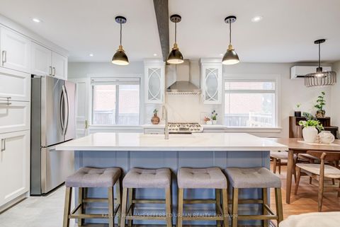 Photo 15 at 22 Long Branch Avenue, Long Branch, Toronto
