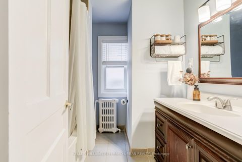 Photo 31 at 22 Long Branch Avenue, Long Branch, Toronto
