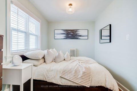 Photo 34 at 22 Long Branch Avenue, Long Branch, Toronto