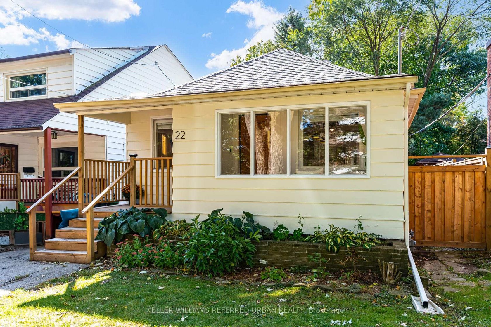 22 Long Branch Avenue, Long Branch, Toronto 
