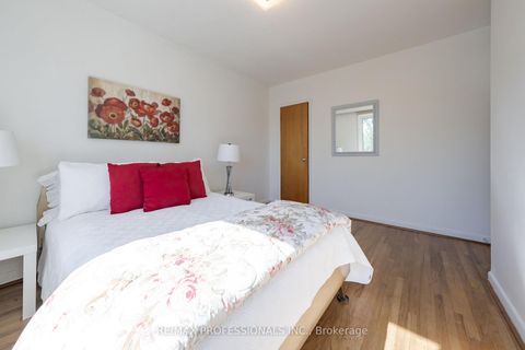Photo 15 at 228 Eileen Avenue, Smythe, Toronto