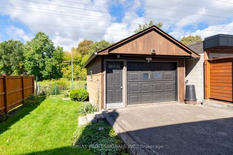 Photo 31 at 228 Eileen Avenue, Smythe, Toronto