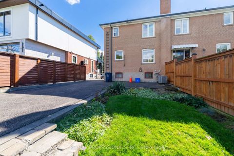 Photo 34 at 228 Eileen Avenue, Smythe, Toronto