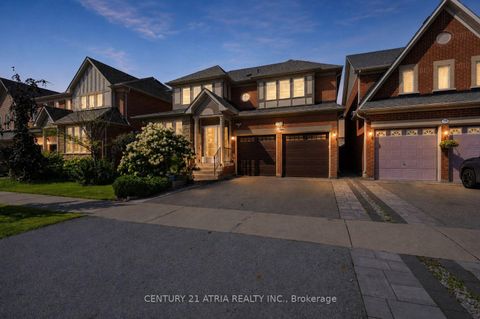 Photo 1 at 136 Rollinghill Road, Jefferson, Richmond Hill