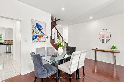 Photo 4 at 136 Rollinghill Road, Jefferson, Richmond Hill