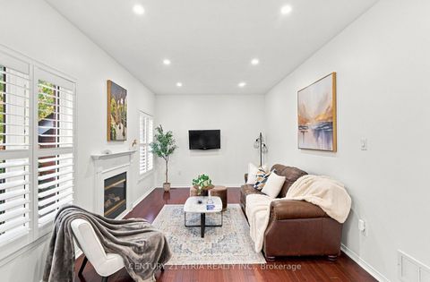 Photo 7 at 136 Rollinghill Road, Jefferson, Richmond Hill