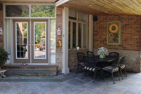 Photo 6 at 20 Aubrietia Court, Oak Ridges, Richmond Hill