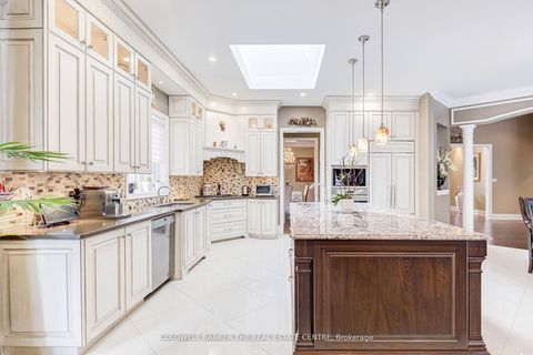 Photo 22 at 20 Aubrietia Court, Oak Ridges, Richmond Hill
