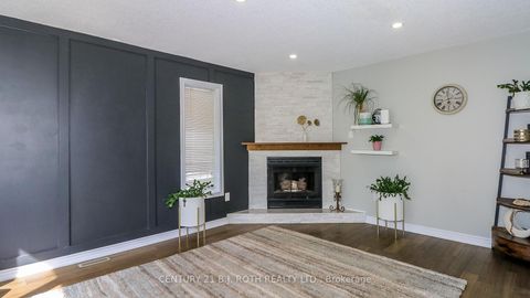 Photo 4 at 61 Barwick Drive W, West Bayfield, Barrie