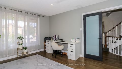 Photo 12 at 61 Barwick Drive W, West Bayfield, Barrie