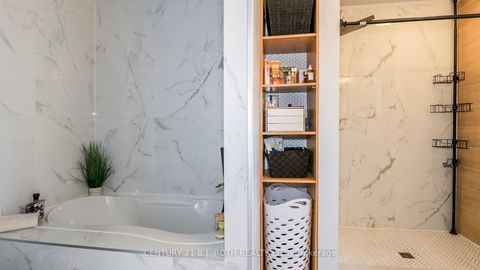 Photo 15 at 61 Barwick Drive W, West Bayfield, Barrie