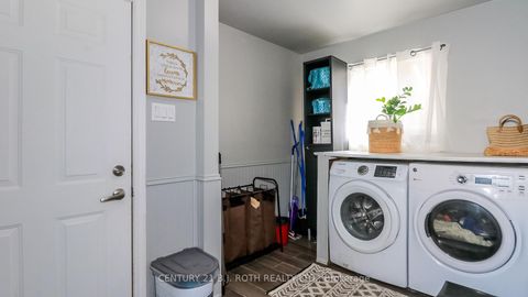 Photo 21 at 61 Barwick Drive W, West Bayfield, Barrie