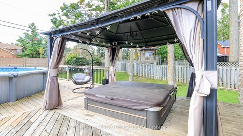 Photo 25 at 61 Barwick Drive W, West Bayfield, Barrie
