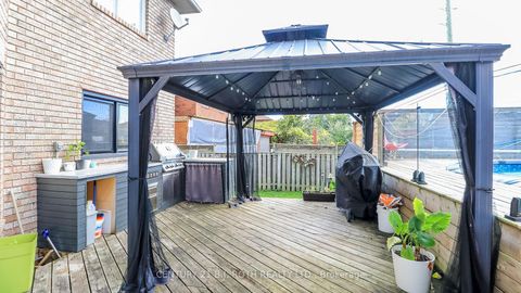 Photo 26 at 61 Barwick Drive W, West Bayfield, Barrie
