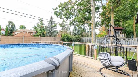 Photo 28 at 61 Barwick Drive W, West Bayfield, Barrie