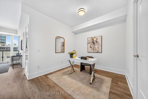 Photo 5 at 801 - 480 Front Street W, Waterfront Communities C1, Toronto