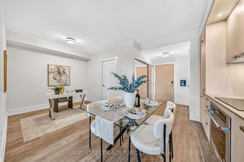 Photo 6 at 801 - 480 Front Street W, Waterfront Communities C1, Toronto