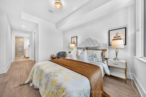 Photo 12 at 801 - 480 Front Street W, Waterfront Communities C1, Toronto