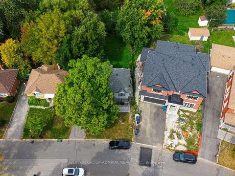 Photo 44 at 56 Lovilla Boulevard, Pelmo Park W5, Toronto