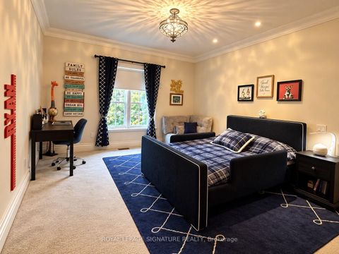 Photo 14 at 1 Oakley Place, Windfields, Toronto