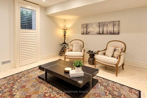 Photo 25 at 1 Oakley Place, Windfields, Toronto