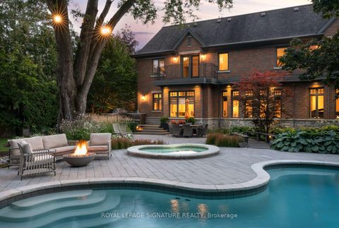 Photo 28 at 1 Oakley Place, Windfields, Toronto