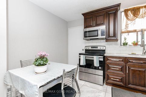 Photo 18 at 415 - 100 Wingarden Court, Malvern, Toronto