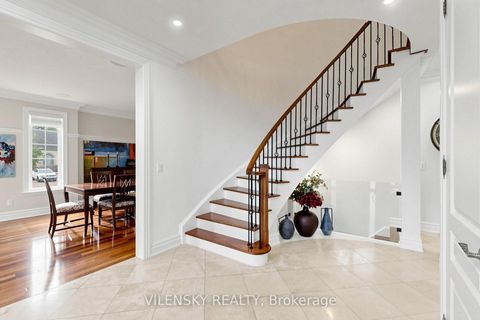 Photo 4 at 405 Athabasca Drive, Rural Vaughan, Vaughan