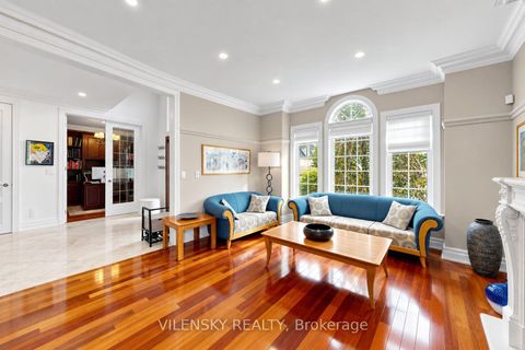 Photo 5 at 405 Athabasca Drive, Rural Vaughan, Vaughan