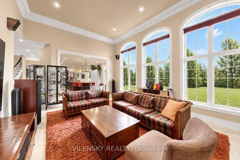 Photo 12 at 405 Athabasca Drive, Rural Vaughan, Vaughan