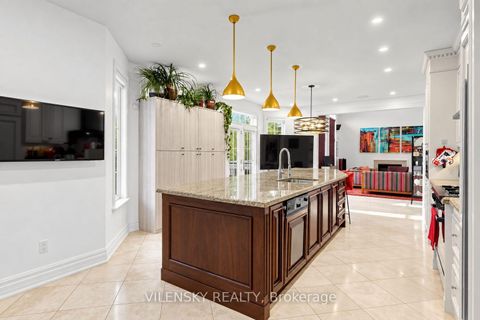 Photo 16 at 405 Athabasca Drive, Rural Vaughan, Vaughan