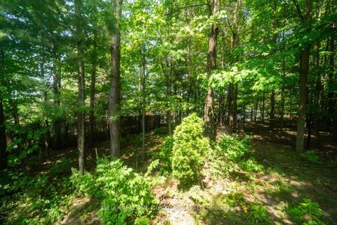 Photo 14 at 5 Grouse Glen, Ardagh, Barrie