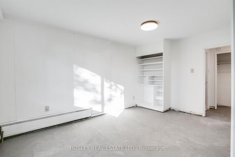 Photo 18 at 404 - 158 Crescent Road, Moore Park, Toronto